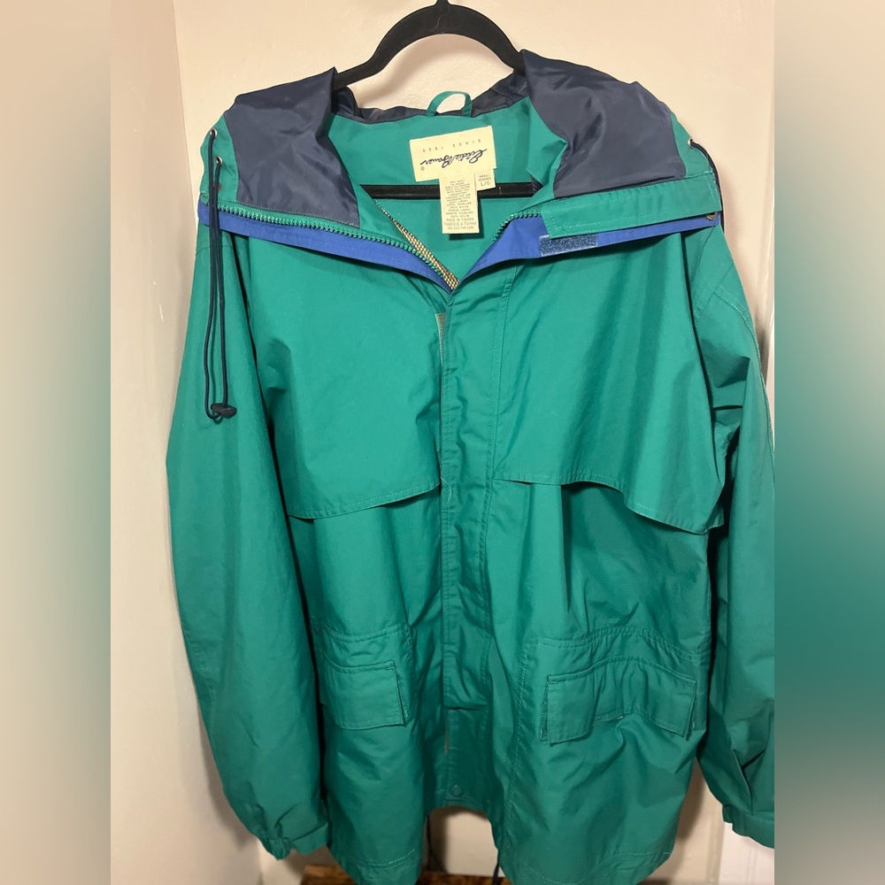 Eddie Bauer Vented Jacket Hooded Windbreaker